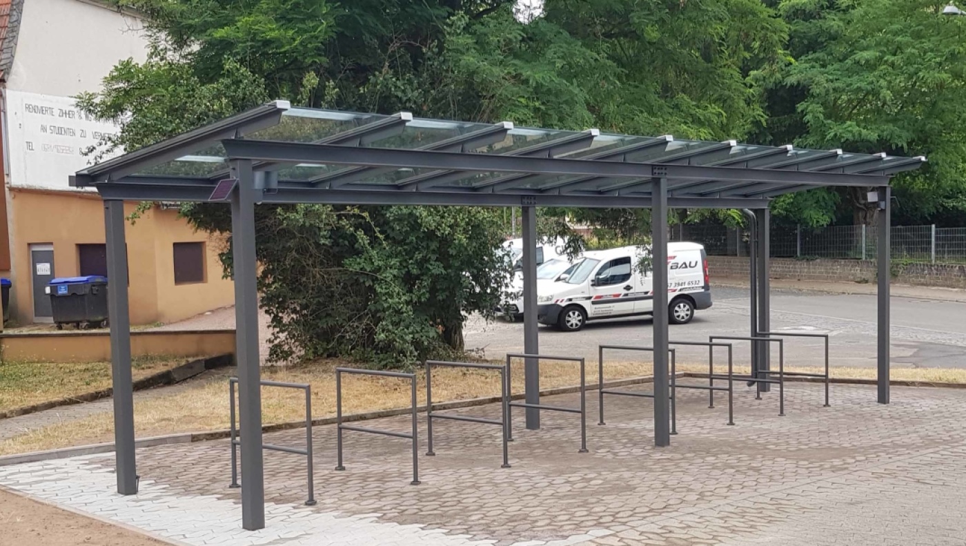 Landeshauptstadt errichtet überdachte Fahrradstellanlage am Bahnhof Scheidt (Saar)